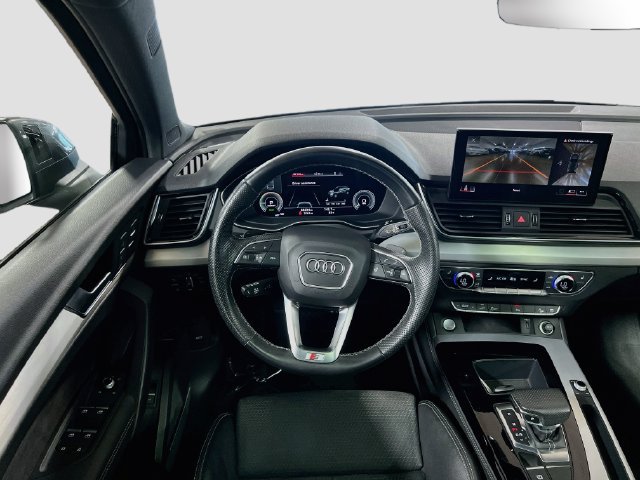 Used 2021 Audi Q5 e Premium Plus AWD/4WD image 24