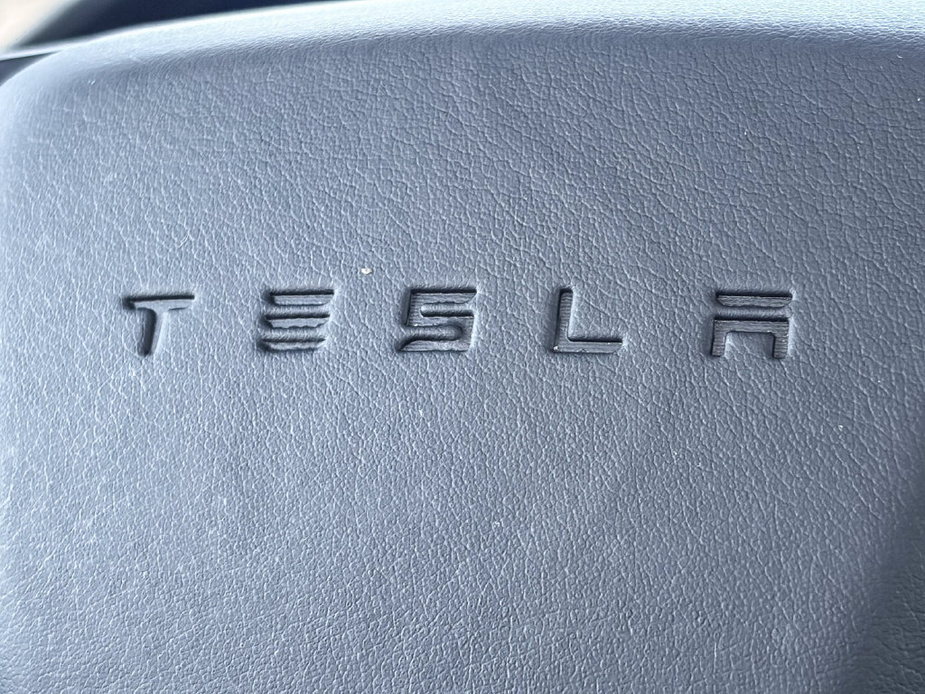 Used 2023 Tesla Model X AWD/4WD image 21