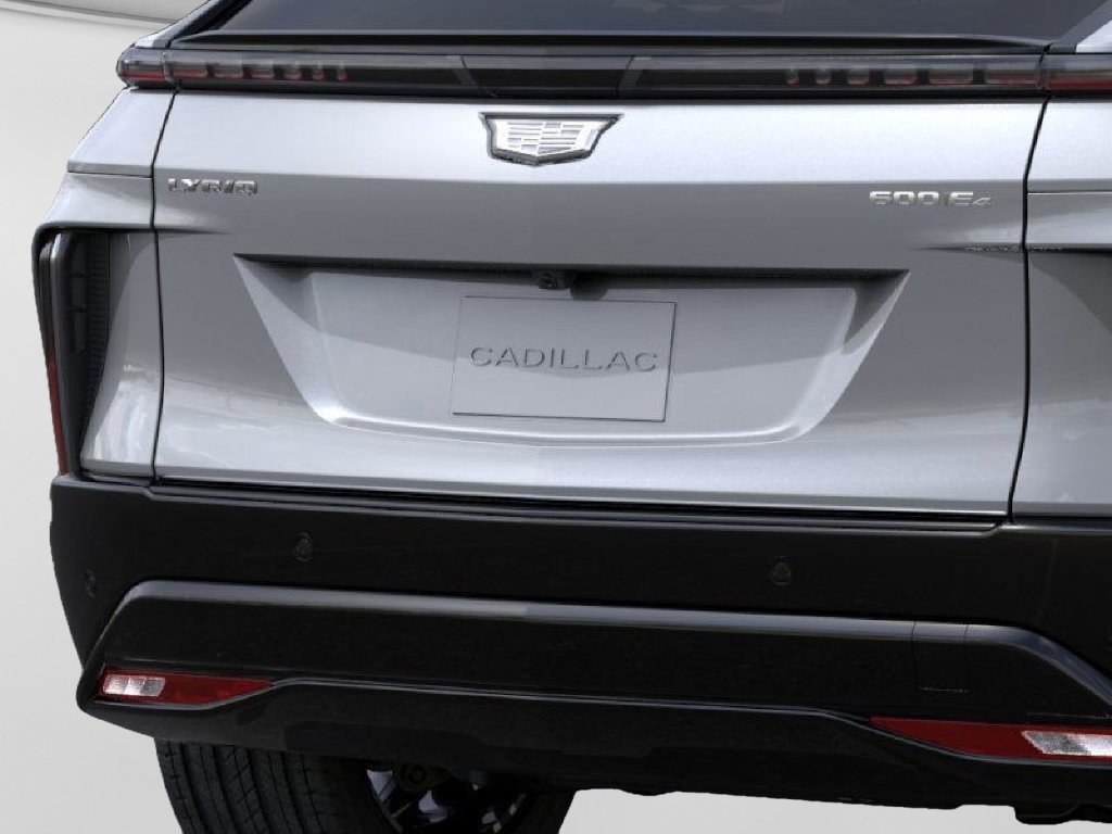 New 2026 Cadillac Lyriq Sport w/ LPO, ONYX Package AWD/4WD image 14