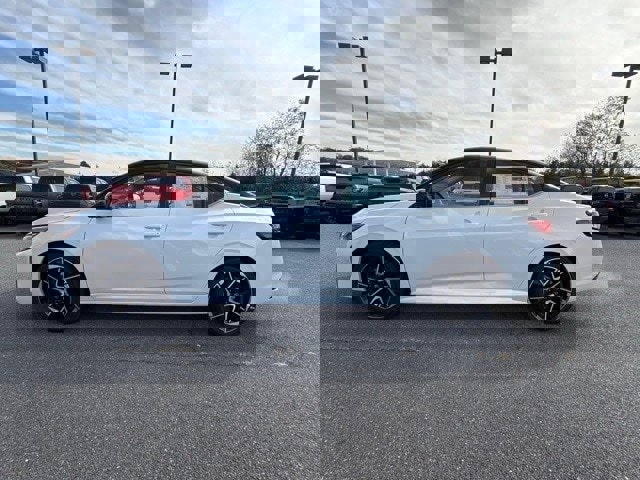 New 2025 Nissan Sentra SR w/ SR Premium Package image 8