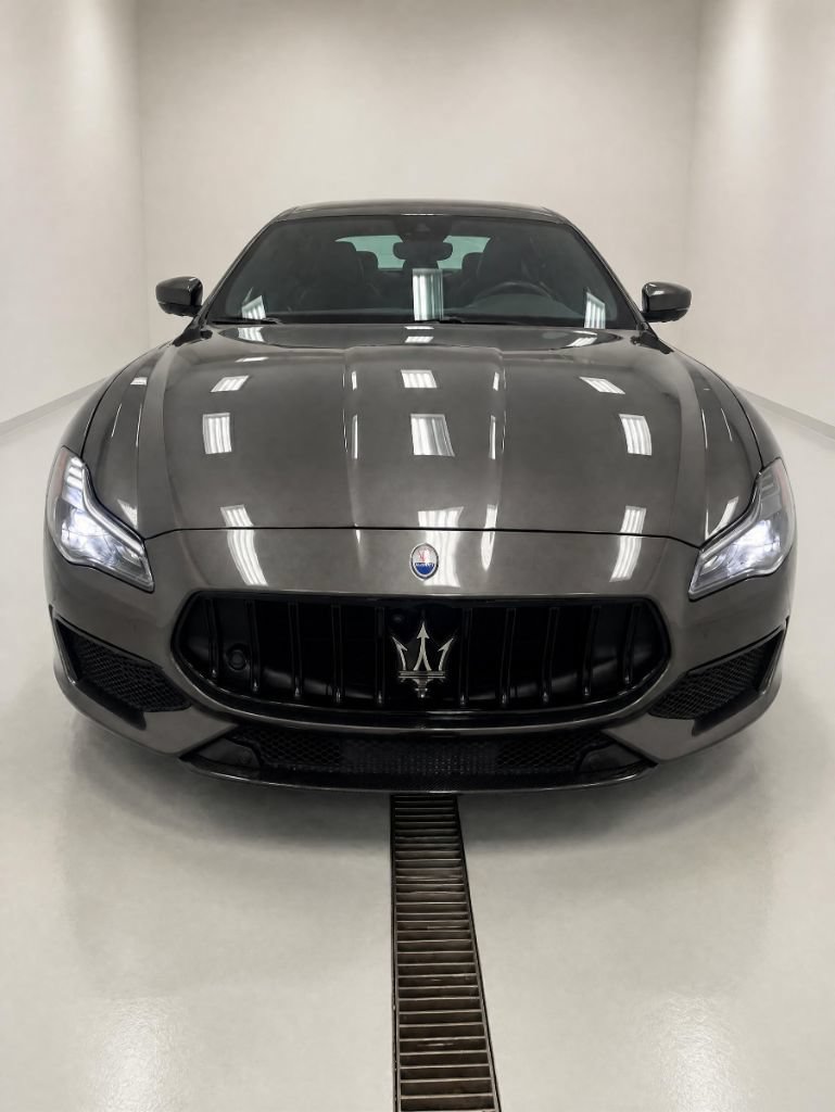Used 2021 Maserati Quattroporte Trofeo RWD image 3