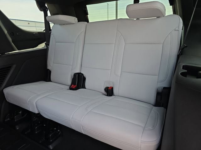 New 2026 Chevrolet Tahoe Premier w/ Sun And Tow Package AWD/4WD image 12