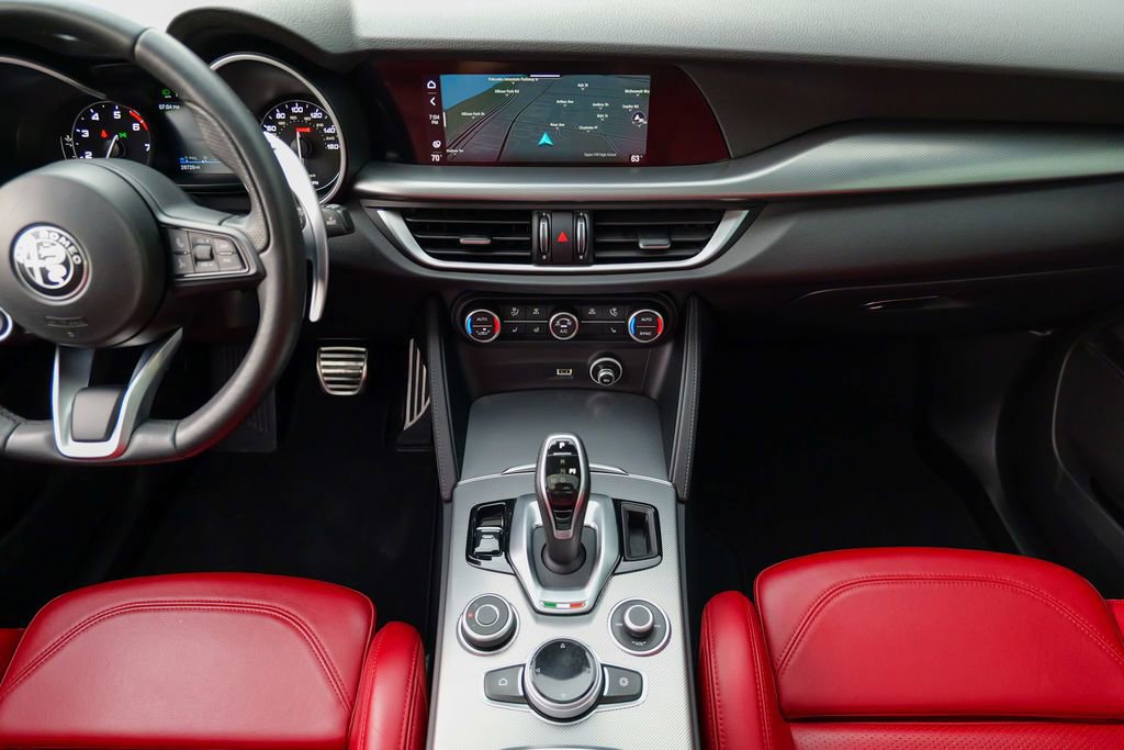 Used 2023 Alfa Romeo Stelvio Veloce AWD/4WD image 50