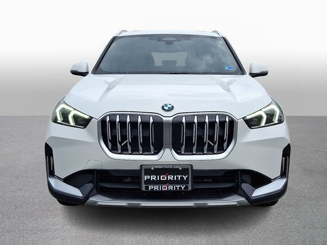 Used 2025 BMW X1 xDrive28i AWD/4WD image 2