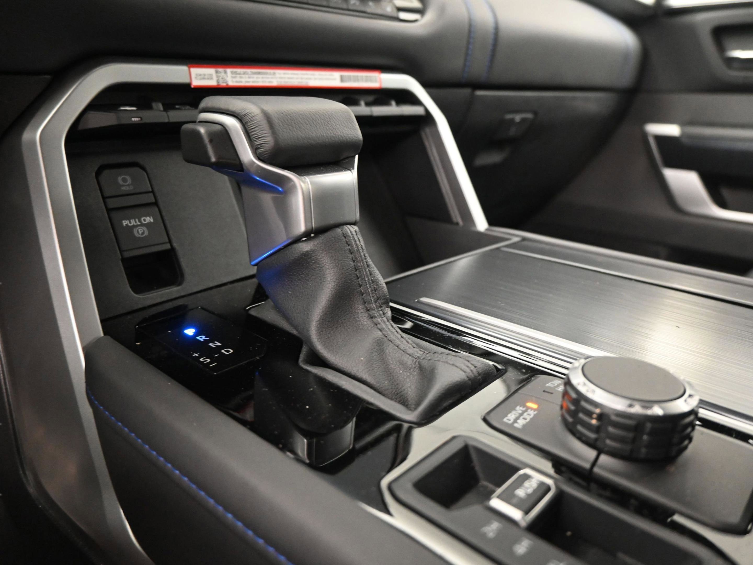 Used 2025 Toyota Tundra Platinum image 31