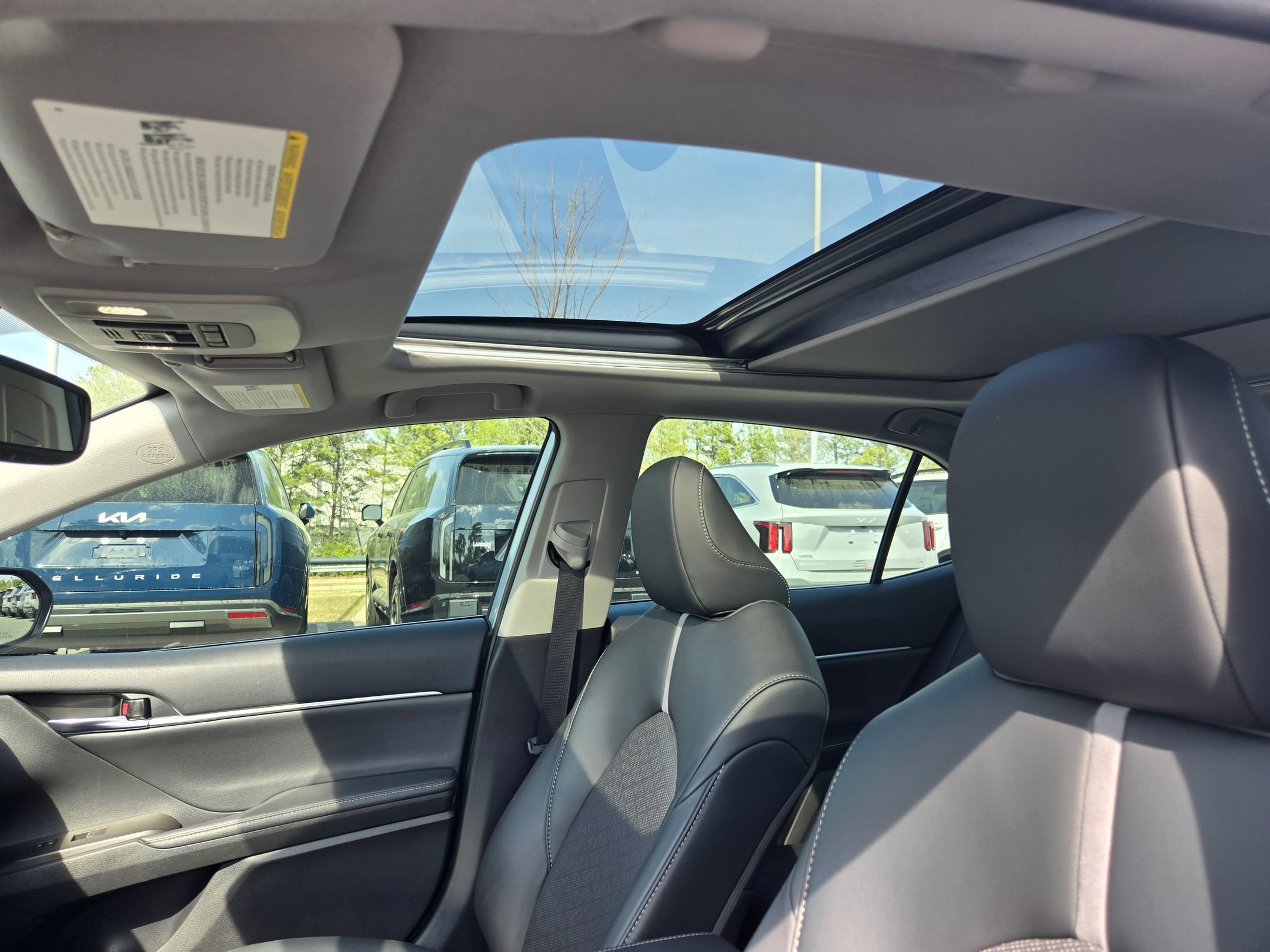 Used 2023 Toyota Camry XSE image 25