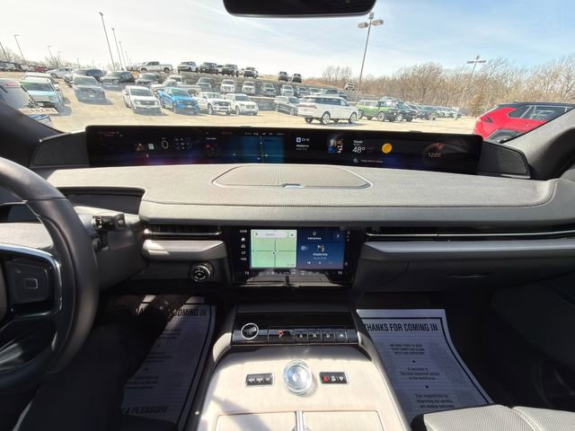 Used 2025 Lincoln Navigator Reserve w/ Jet Appearance Package image 33