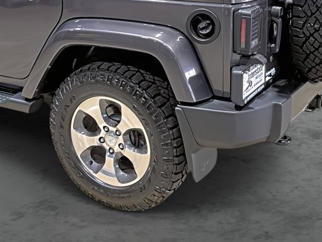 Used 2017 Jeep Wrangler Unlimited Sahara w/ Trailer Tow Group AWD/4WD image 11