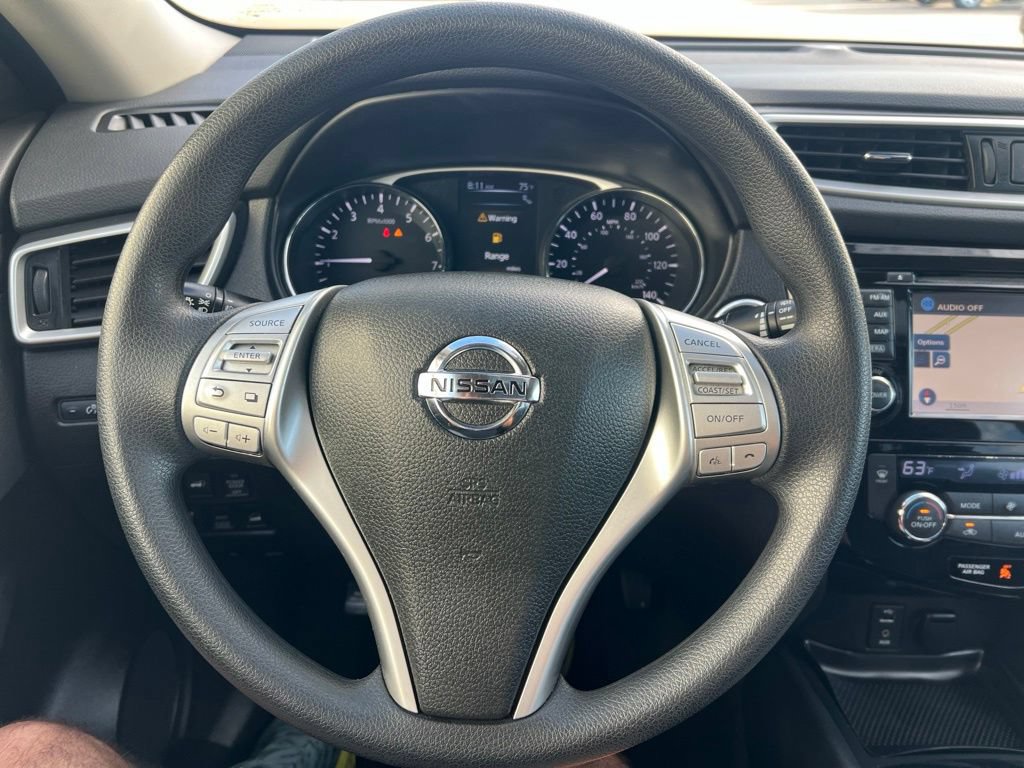 Used 2016 Nissan Rogue SV w/ SV Premium Package AWD/4WD image 35