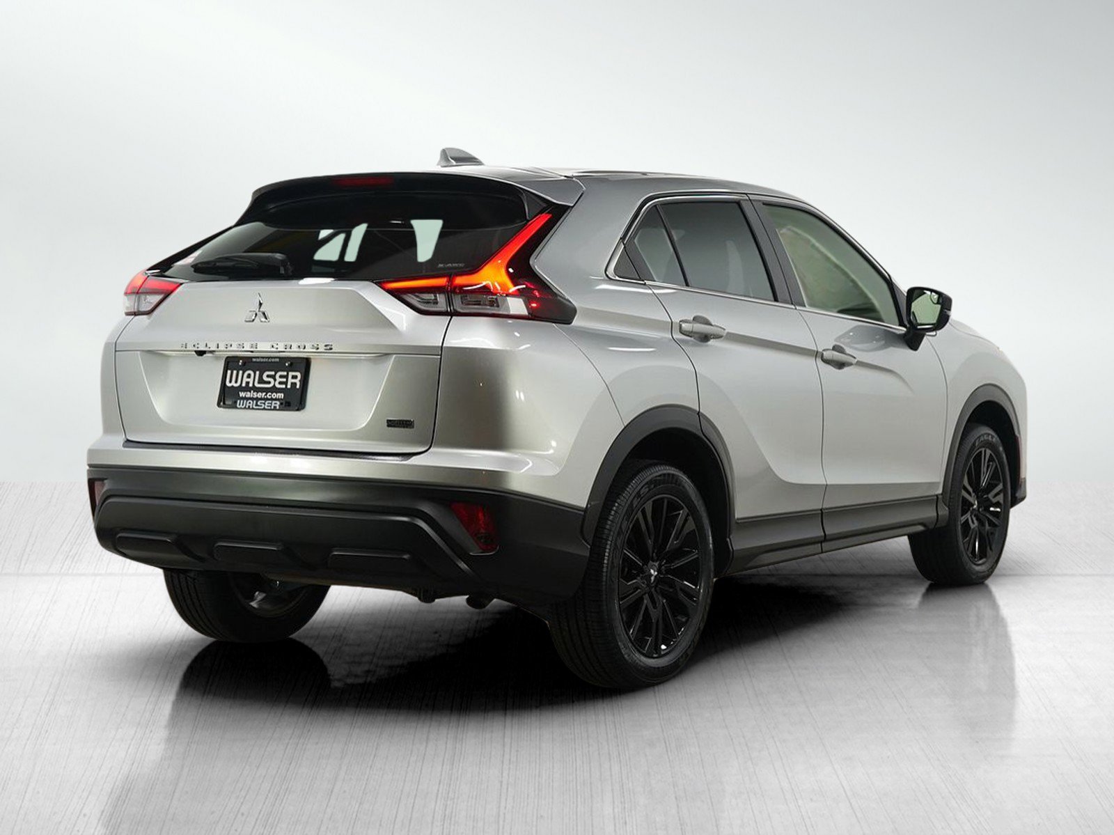 Used 2023 Mitsubishi Eclipse Cross LE image 5