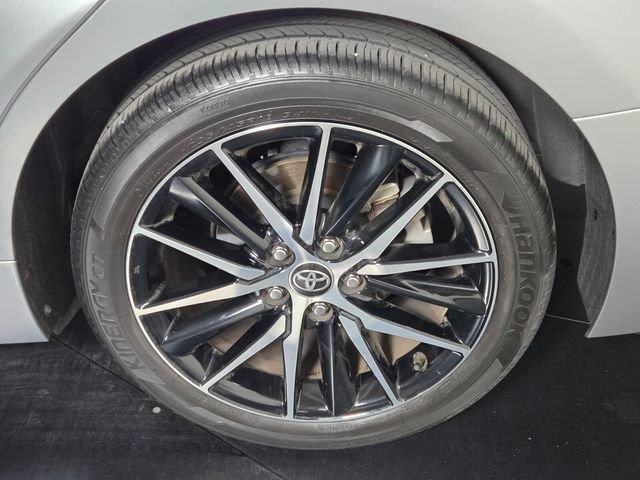 Used 2022 Toyota Camry SE w/ Carpet Mat Package (TMS) FWD image 11