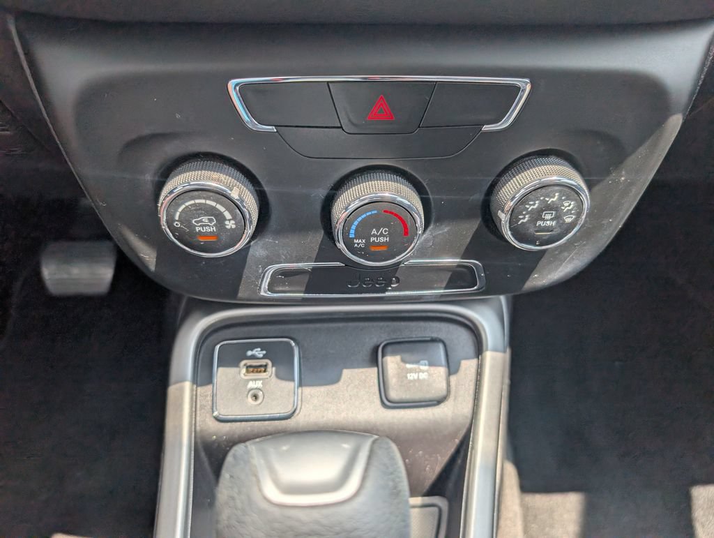 Used 2018 Jeep Compass Sport FWD image 15