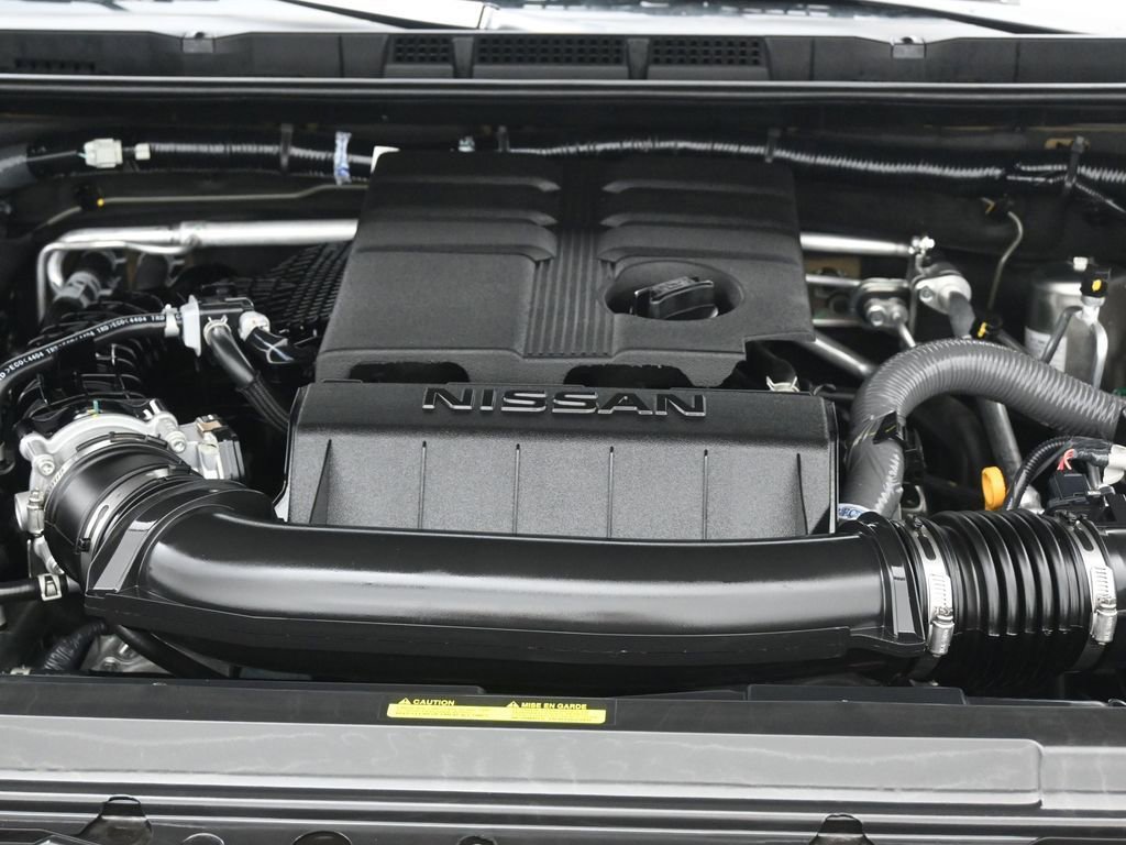 Used 2025 Nissan Frontier SV image 22