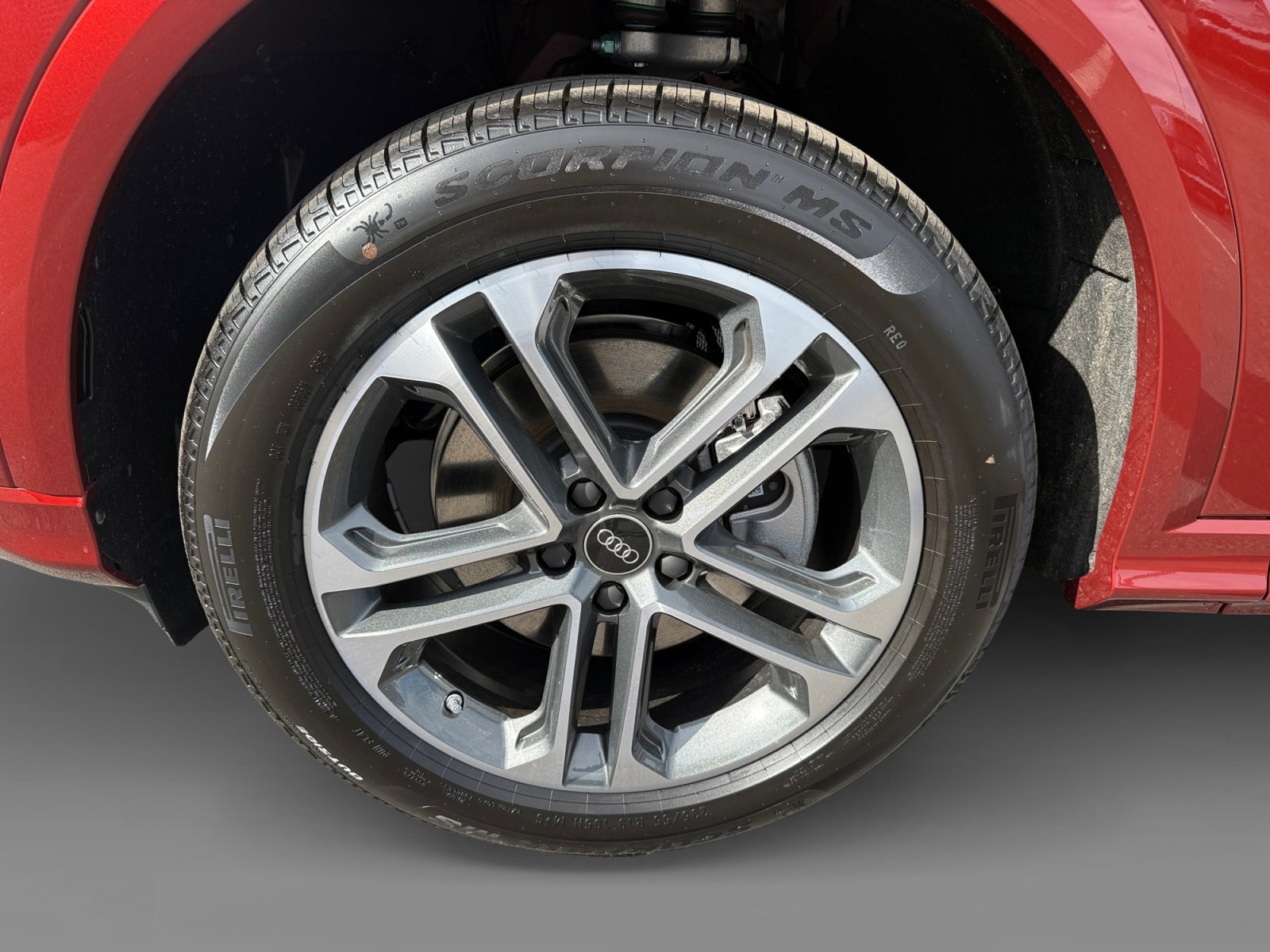 New 2025 Audi Q5 Premium Plus image 9