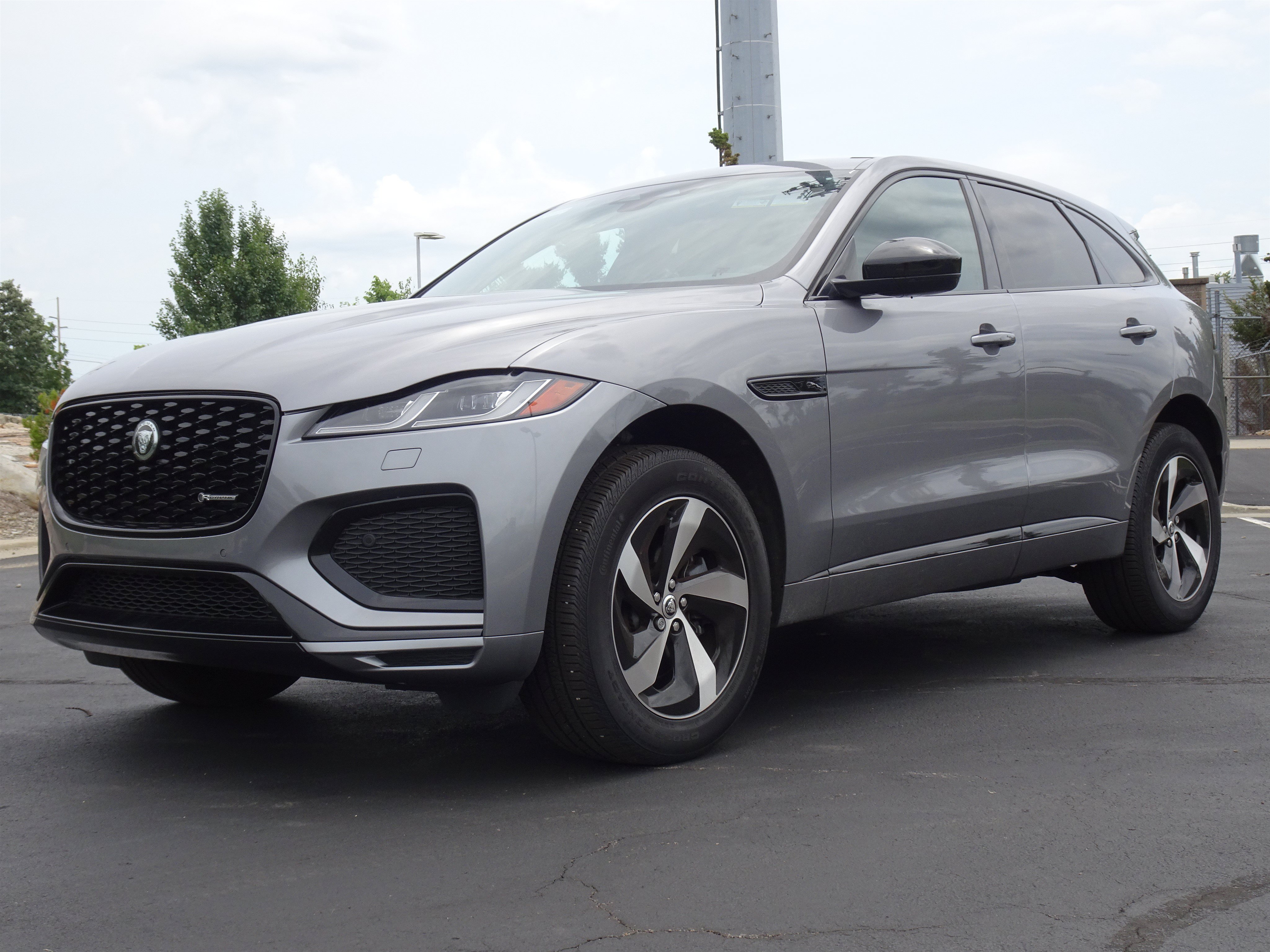New 2025 Jaguar F-PACE R-Dynamic S AWD/4WD image 6