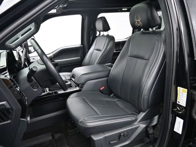 Used 2022 Ford F250 Lariat w/ Black Appearance Package image 11