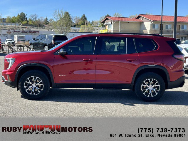 Used 2024 GMC Acadia AT4 w/ Luxury Package AWD/4WD image 4