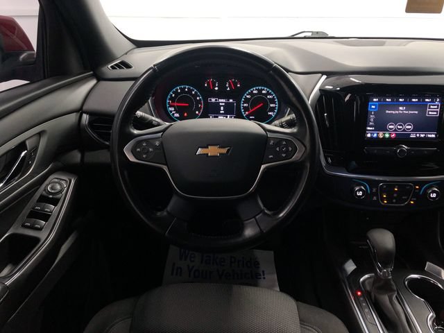 Used 2022 Chevrolet Traverse LT FWD image 15