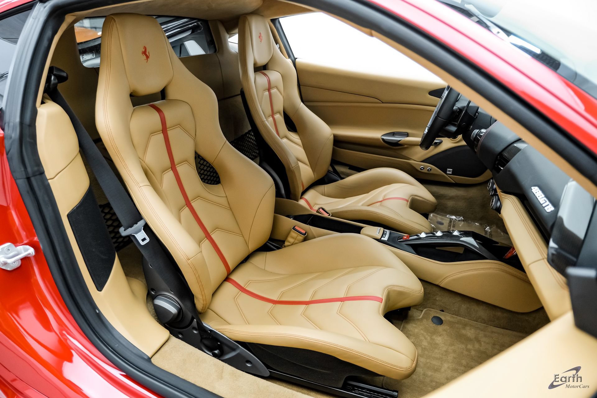Used 2017 Ferrari 488 GTB RWD image 62