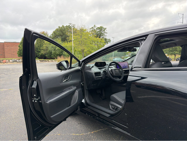 New 2026 Toyota Prius Plug-In Hybrid image 3