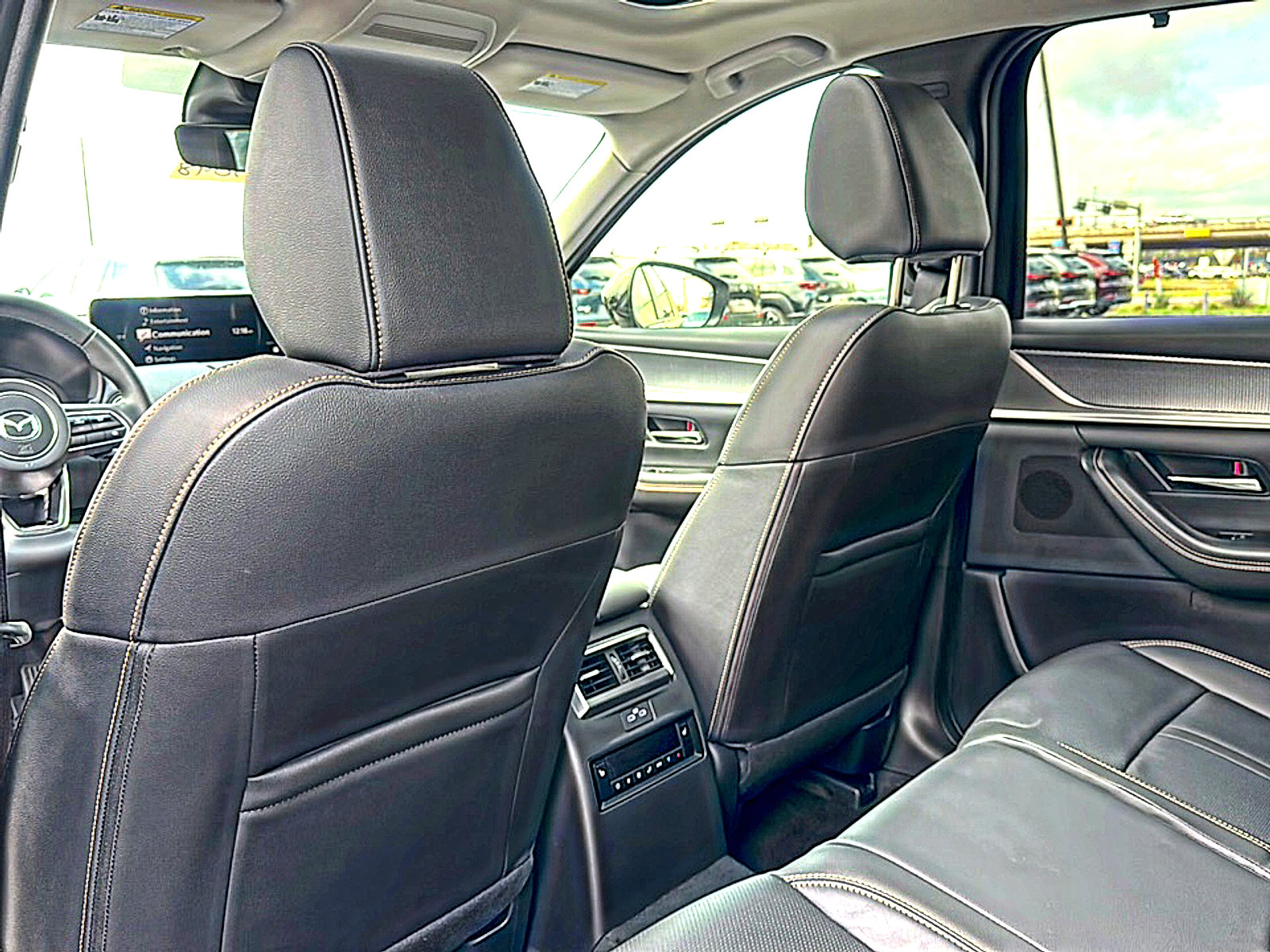 New 2026 MAZDA CX-70 3.3 Turbo w/ Preferred Package AWD/4WD image 15