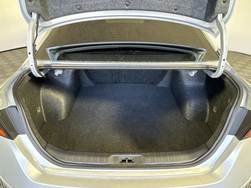 Used 2024 Nissan Altima 2.5 S FWD image 38