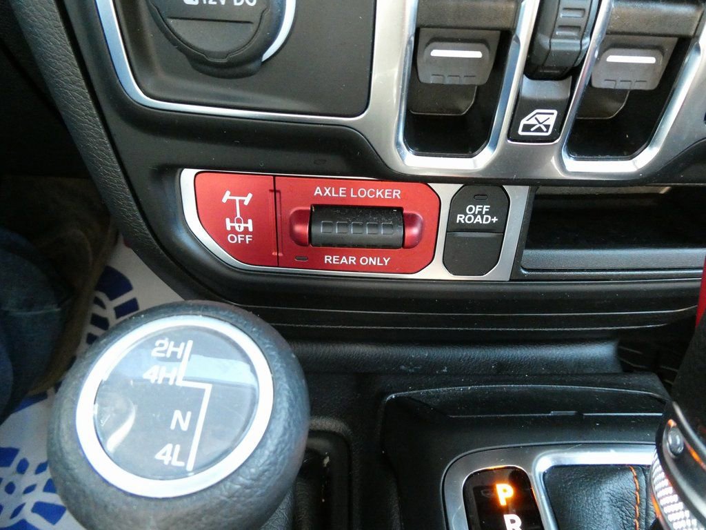 Used 2023 Jeep Gladiator Mojave image 24