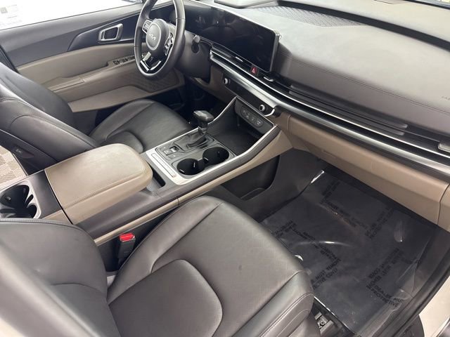 Used 2025 Kia Carnival image 26