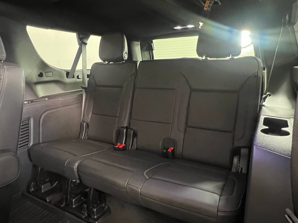 Used 2025 GMC Yukon XL Denali w/ Denali Reserve Package AWD/4WD image 19
