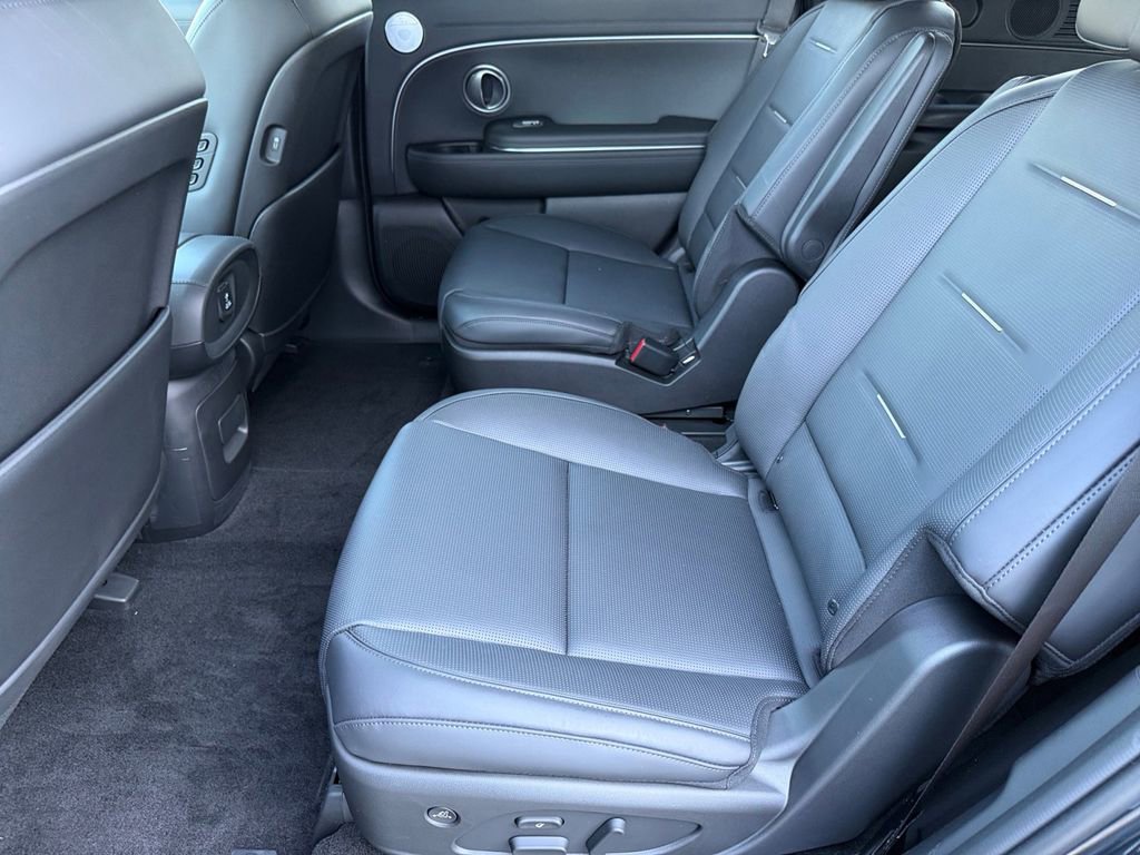New 2026 Hyundai Palisade Calligraphy AWD/4WD image 14