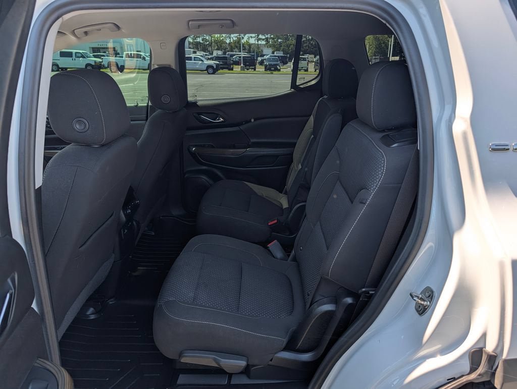 Used 2022 GMC Acadia SLE w/ Driver Convenience Package AWD/4WD image 18