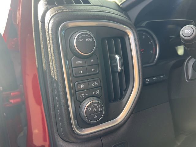 Used 2022 Chevrolet Silverado 2500 LTZ w/ LTZ Plus Package image 26