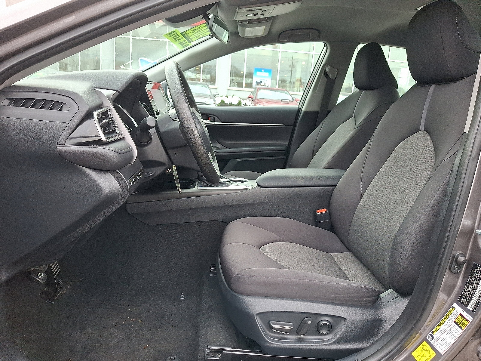 Used 2023 Toyota Camry LE image 14