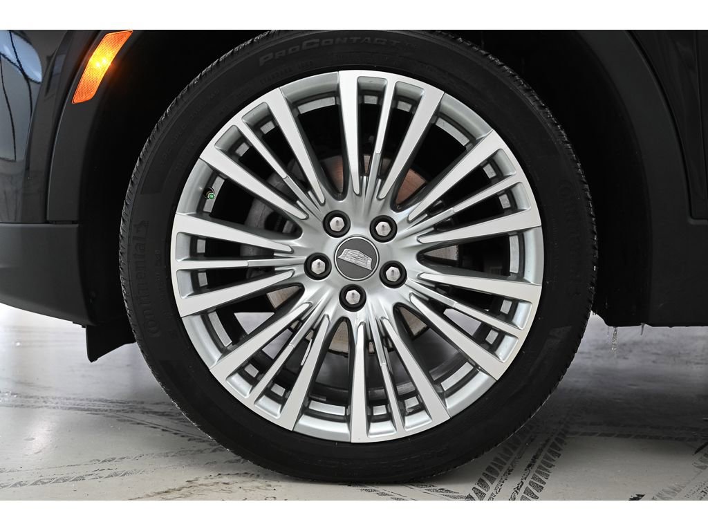 Used 2024 Cadillac XT4 Premium Luxury image 22