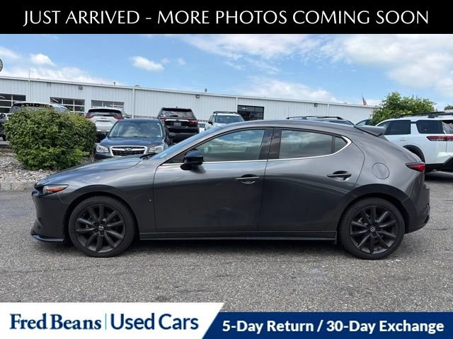 Used 2023 MAZDA MAZDA3 Hatchback w/Premium Plus Pkg AWD/4WD image 4