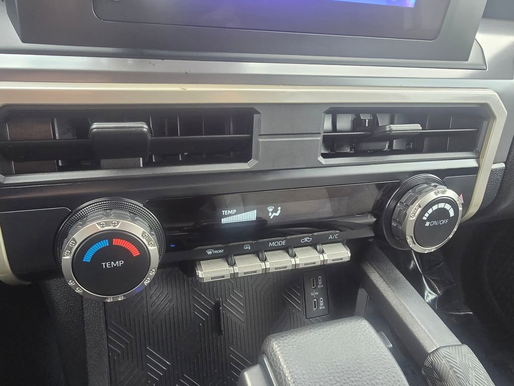Used 2024 Toyota Tacoma SR5 image 32