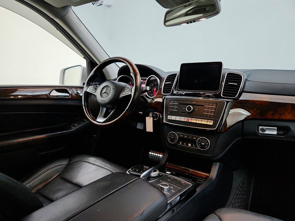 Used 2016 Mercedes-Benz GLE 400 4MATIC w/ Driver Assistance Package image 26