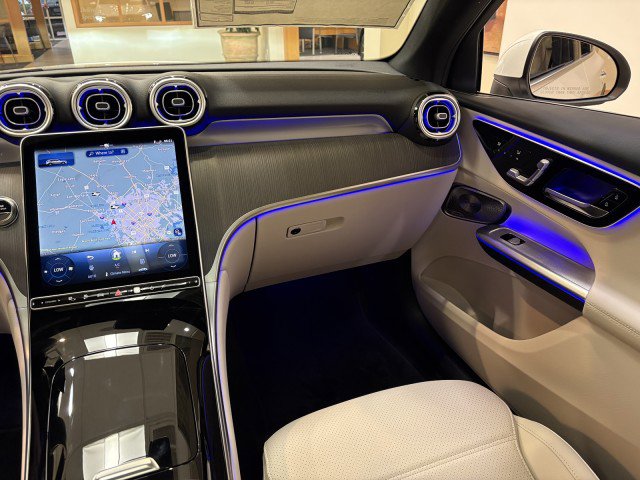 New 2026 Mercedes-Benz GLC 350e 4MATIC image 12