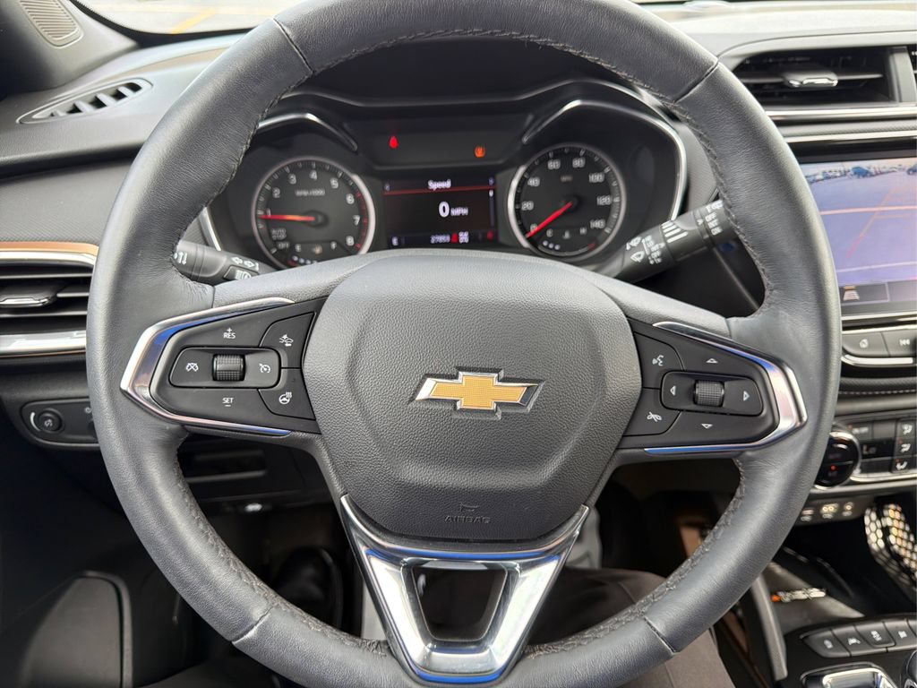 Used 2023 Chevrolet TrailBlazer ACTIV w/ Technology Package AWD/4WD image 14