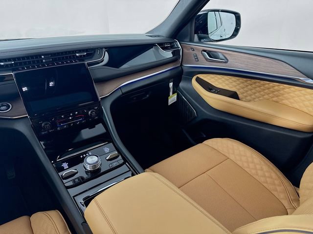 New 2025 Jeep Grand Cherokee Summit w/ Obsidian Package image 28