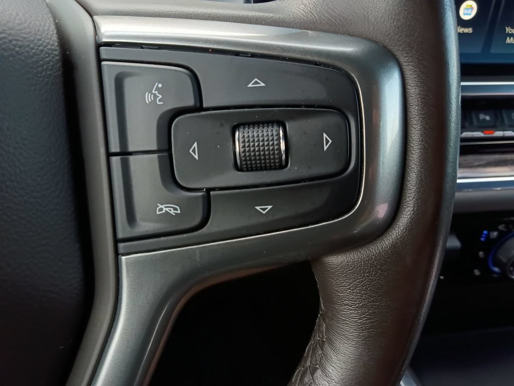 Used 2023 Chevrolet Silverado 1500 LTZ w/ LTZ Convenience Package II AWD/4WD image 27