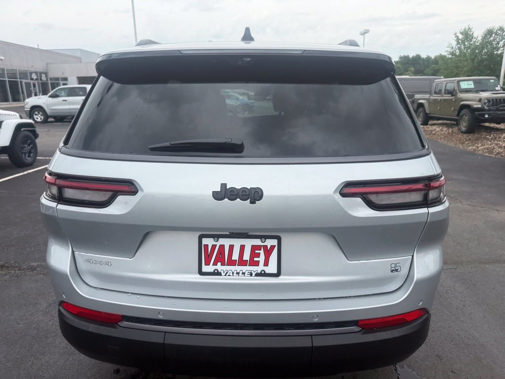 New 2026 Jeep Grand Cherokee L Limited AWD/4WD image 5
