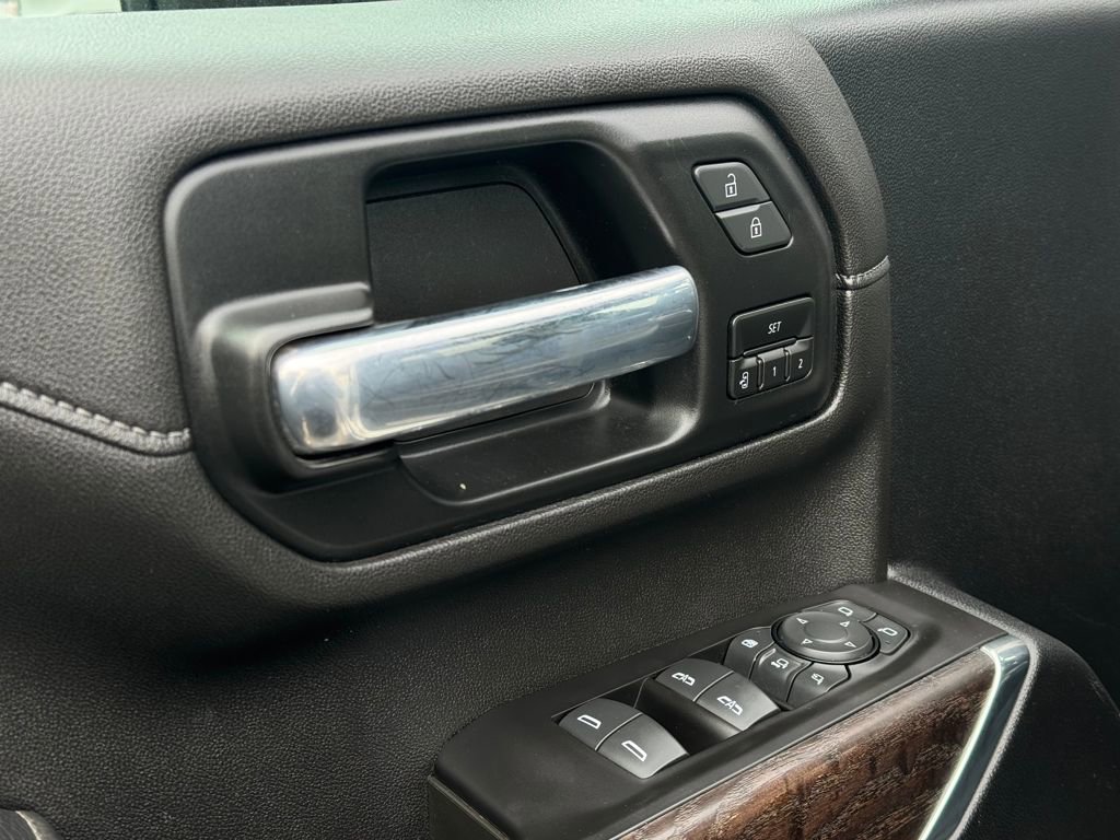 Used 2021 GMC Sierra 2500 Denali w/ Denali Ultimate Package image 20