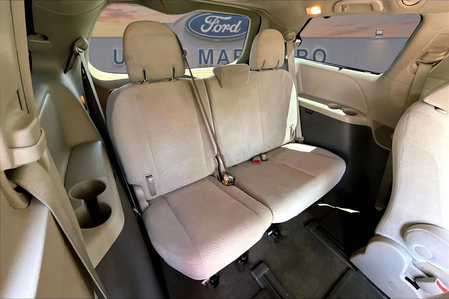 Used 2012 Toyota Sienna LE w/ Towing Pkg AWD/4WD image 28
