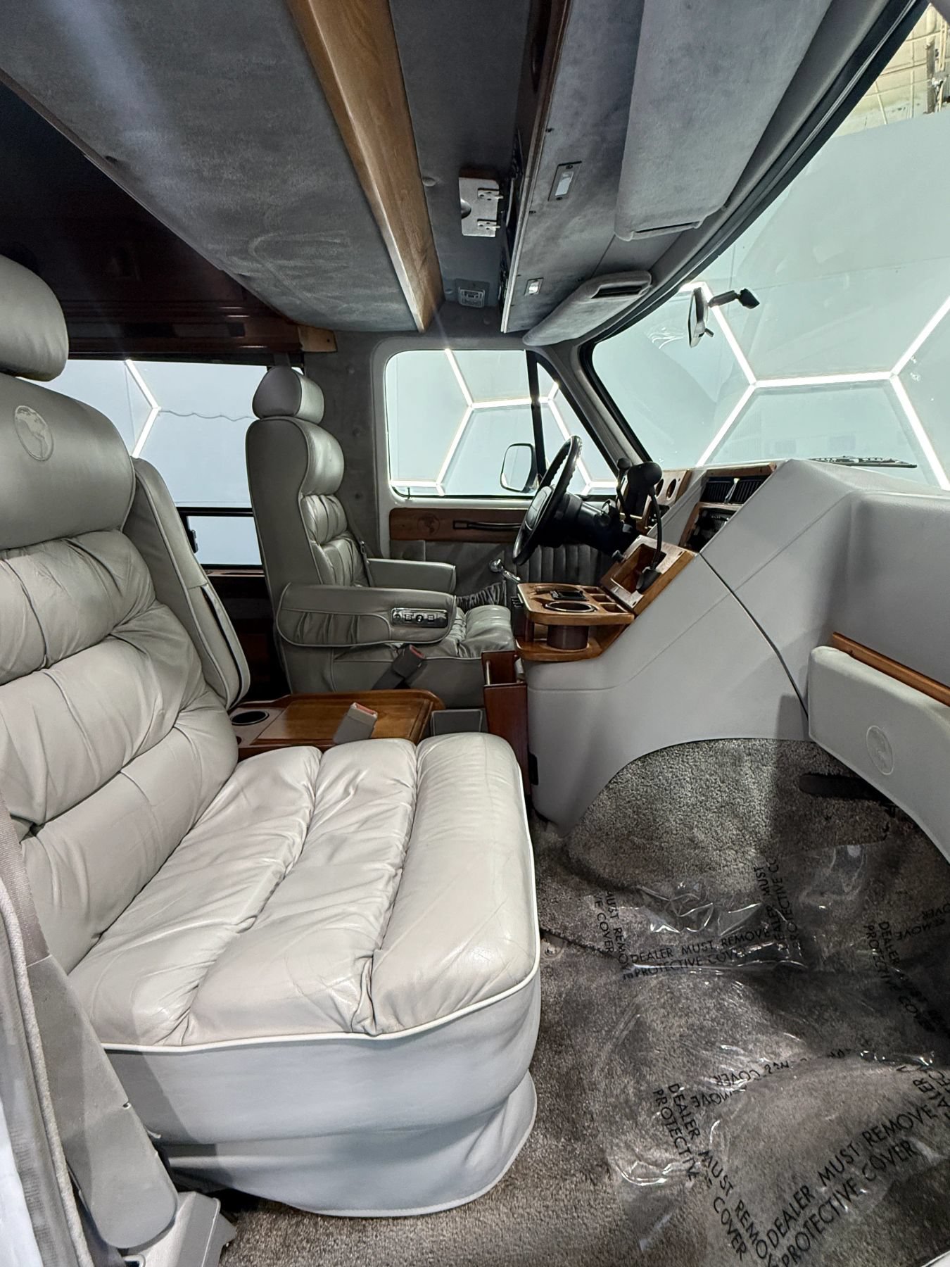 Used 1995 GMC G2500 Vandura RWD image 18