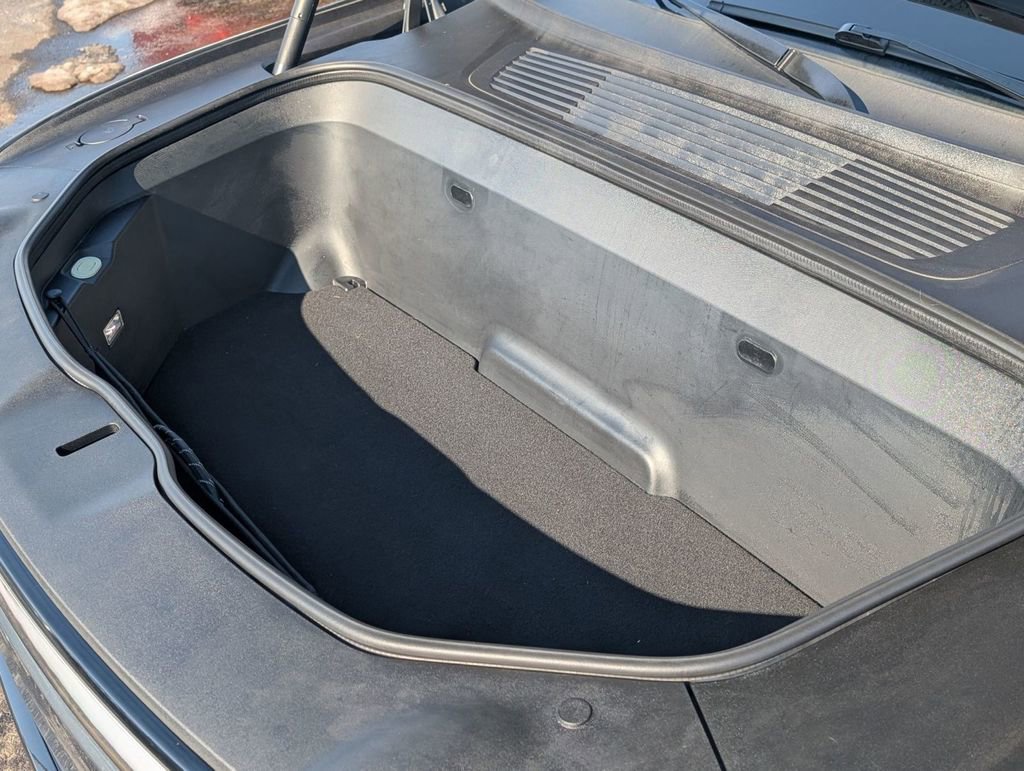 Used 2022 Rivian R1T Adventure image 46