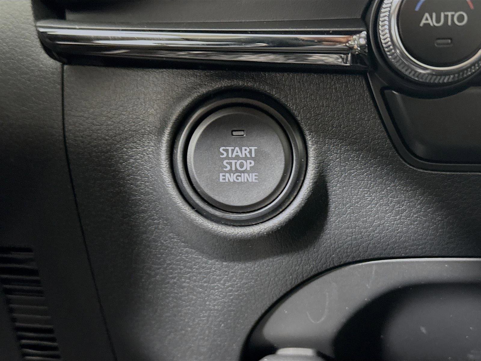 New 2025 MAZDA MAZDA3 s image 19