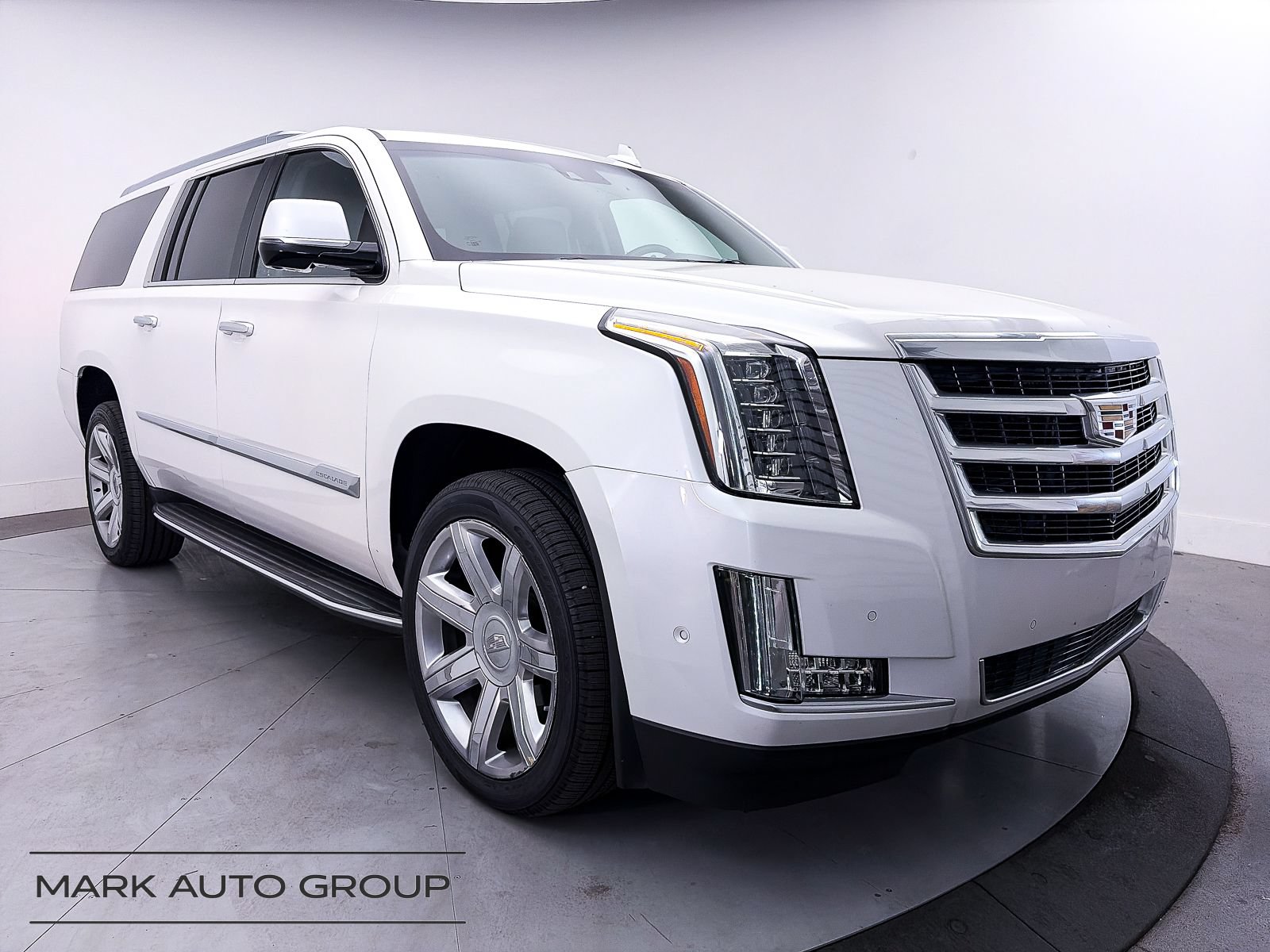 Used 2020 Cadillac Escalade ESV Luxury