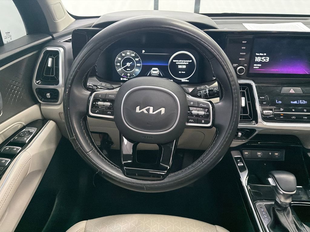 Used 2023 Kia Sorento SX AWD/4WD image 26