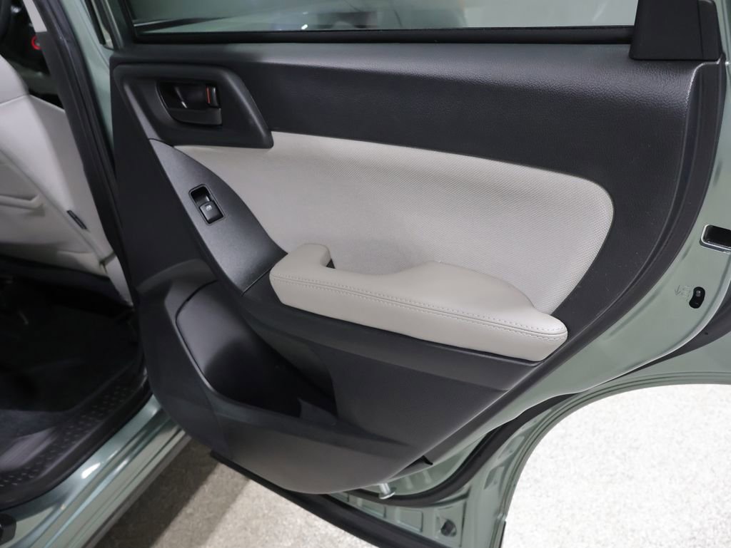 Used 2016 Subaru Forester 2.5i Premium image 22